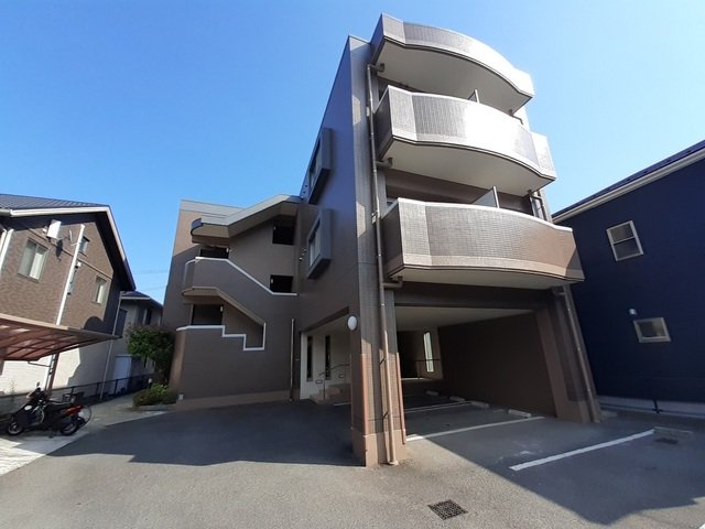 建物外観　きれいな外観です