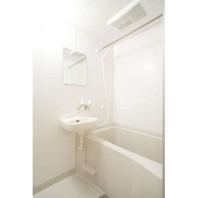 バス・シャワールーム　※写真は同タイプ住戸です。