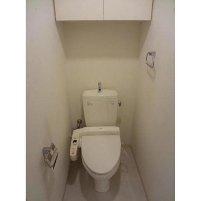 みなとみらい線 元町・中華街駅 徒歩3分 10階建 築24年のトイレ写真