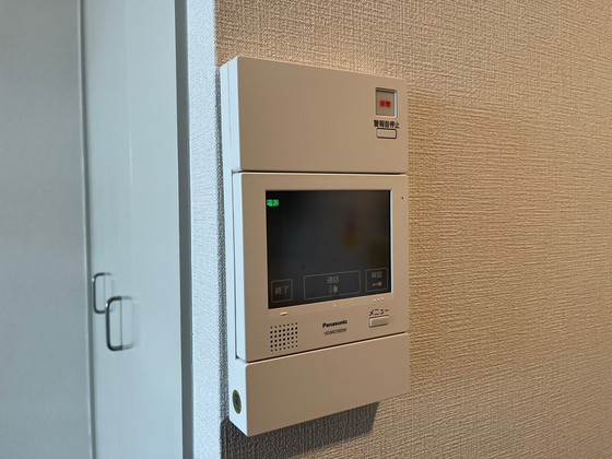 セキュリティ　※別号室の写真です。