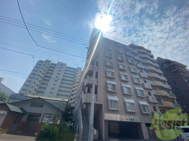 建物外観　札幌市北区北１８条西「アクロビュー北大前」