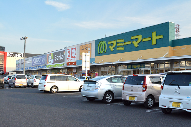 スーパー　マミーマート足利店（スーパー）まで720m