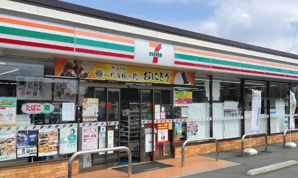 コンビニ　セブンイレブン 上尾壱丁目南店（コンビニ）まで492m