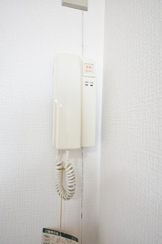 セキュリティ　誰か確認してから開けて下さいね