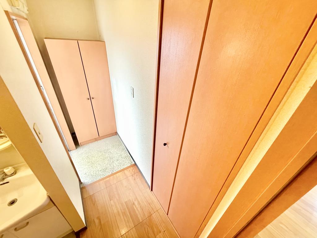 玄関　※同物件別号室の写真