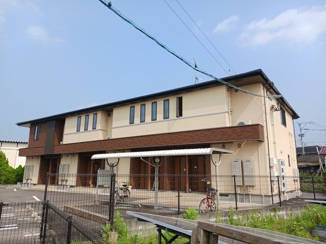 建物外観　外観は落ち着いています