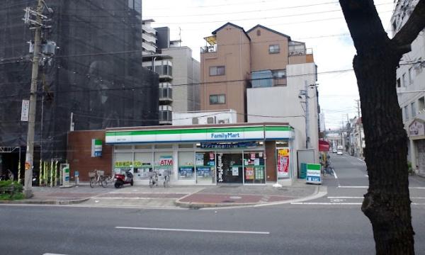 コンビニ　ファミリーマート泉尾3丁目店（コンビニ）まで357m