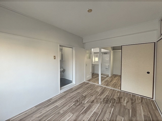 居室・リビング　洋室