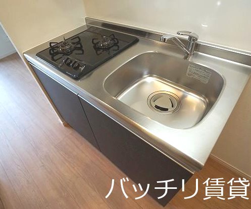 キッチン　＊画像は別部屋の為イメージ、現状優先致します