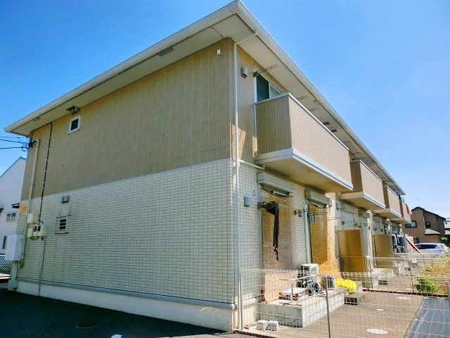 建物外観　2010年築、インターネット無料
