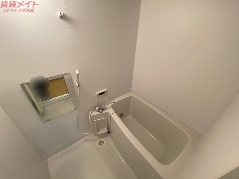 バス・シャワールーム　別部屋画像参考