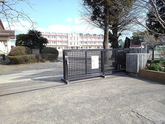 小学校　笠野原小学校（小学校）まで700m