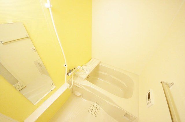 バス・シャワールーム　別部屋参考写真