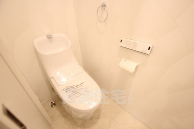京阪本線 野江駅 徒歩12分 3階建 築6年のトイレ写真