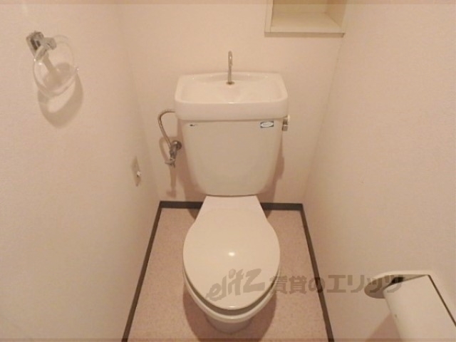 ユニライフ宇治六番館のトイレ写真