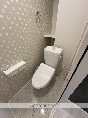 阪堺電気軌道阪堺線 石津駅 徒歩1分 3階建 築1年のトイレ写真