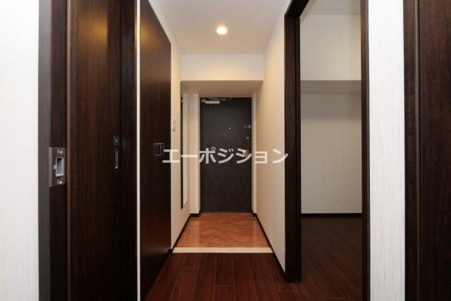 玄関　プレジオ難波