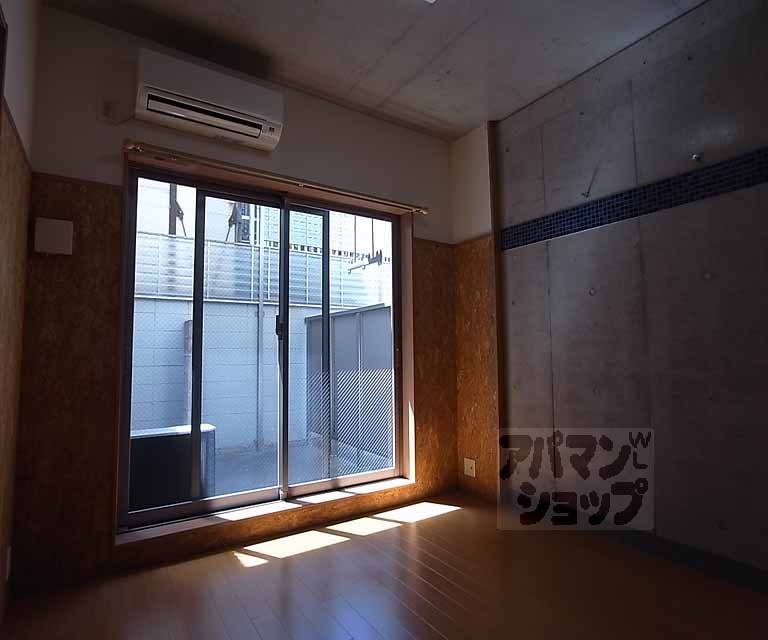 グレース白梅町の居間写真