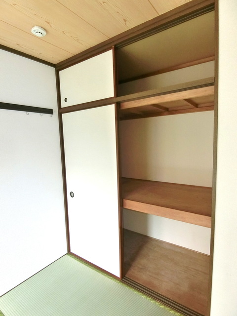 収納　★収納スペース・上部も有りたっぷり入ります★