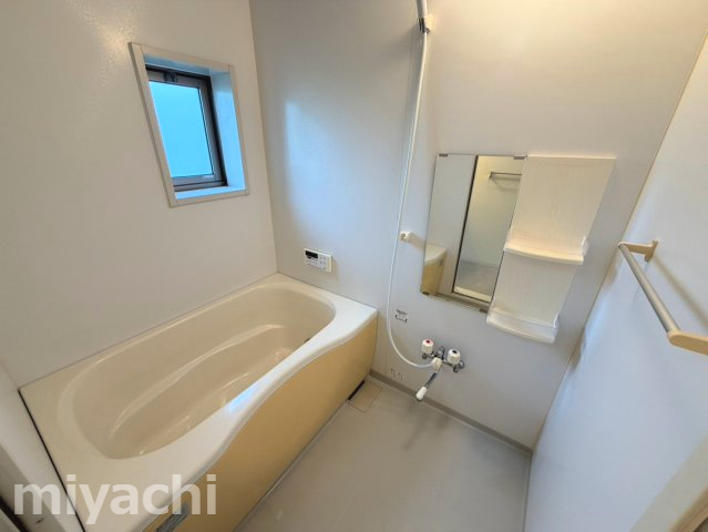 シャーメゾンディアス川内 Bの風呂写真