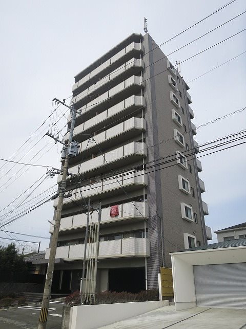 建物外観　全室角部屋の2LDKです。