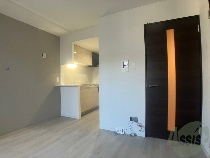 居室・リビング　明るいお部屋は気持ちよく過ごせそうですね。