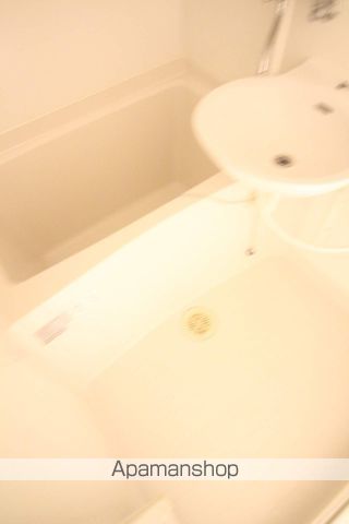 レオパレスK ハウスIの風呂写真