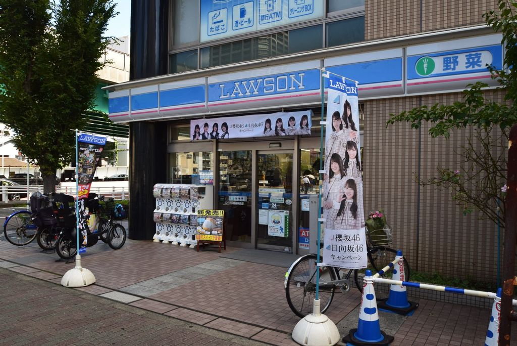 コンビニ　ローソン月島駅前店（約160m）（コンビニ）まで160m