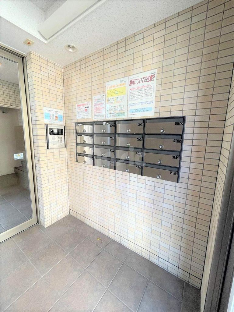 クレシアトモエの外観写真