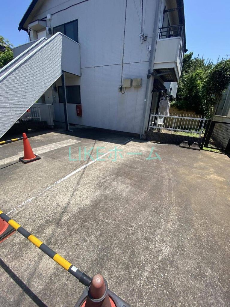 フロンティアの外観写真