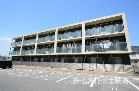 建物外観　外観写真（昼）