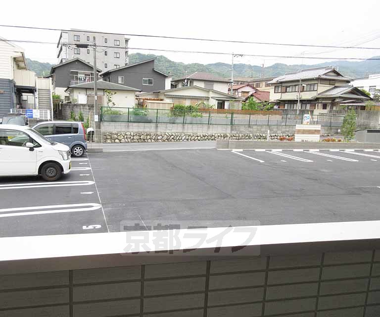 眺望　周囲には住宅街が広がります。