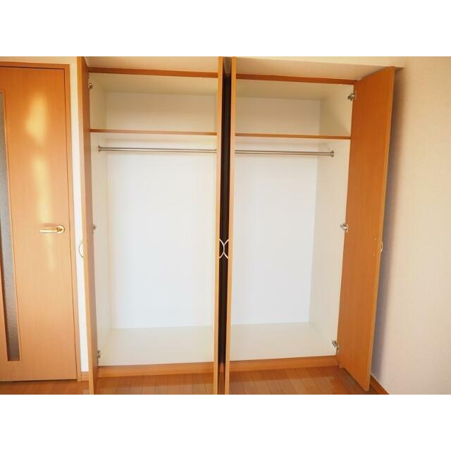 収納　クローゼット