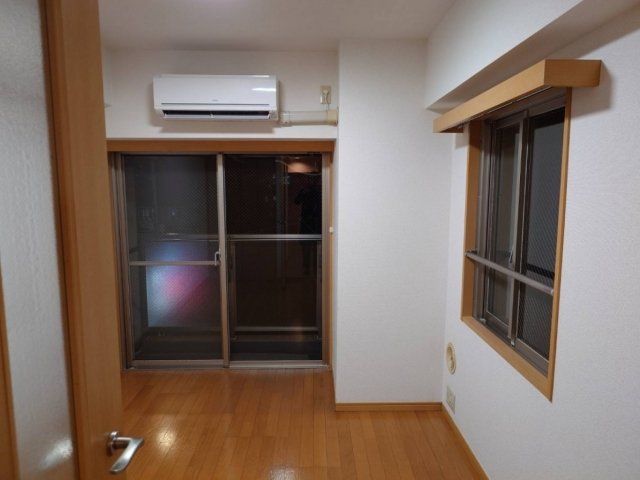 京王線 明大前駅 徒歩8分 8階建 築25年の居間写真