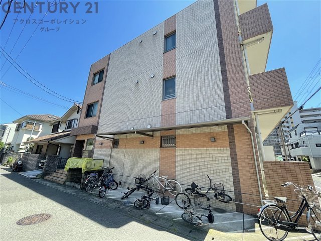 建物外観　オートロック付きで安心です！