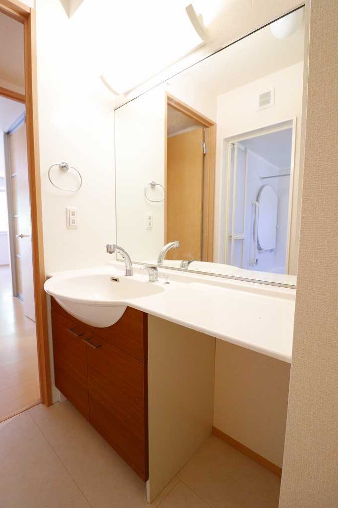 洗面設備　※同物件、別部屋になります。