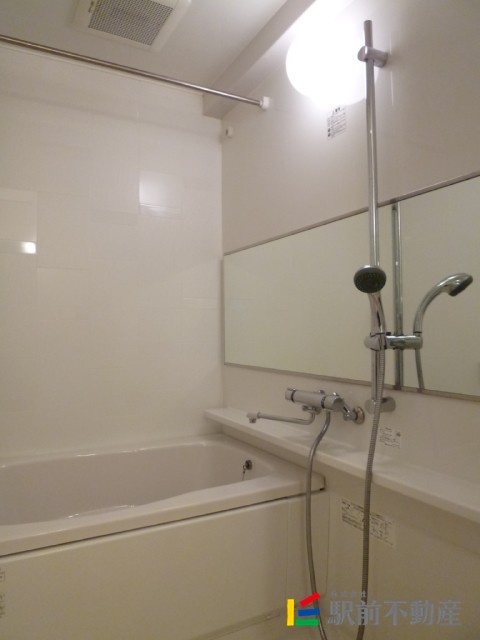 バス・シャワールーム　写真は同タイプ別部屋