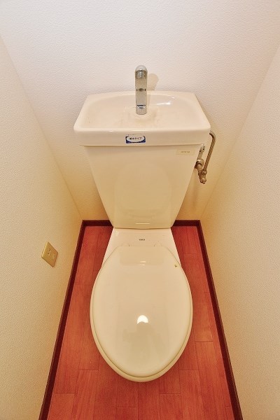 トイレ　★温水洗浄便座取付可トイレ★