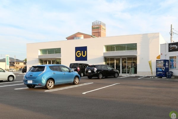 ショッピングセンター　ジーユー徳島新浜店（ショッピングセンター）まで539m