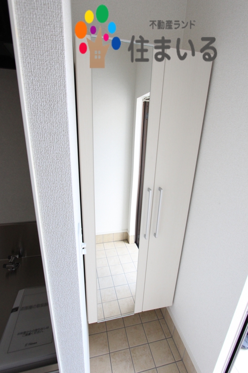 収納　※写真は同型タイプとなります
