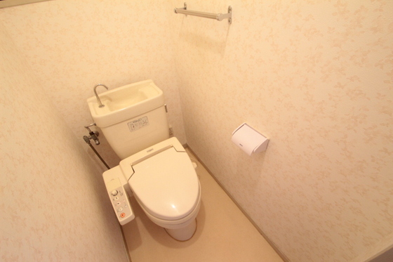 トイレ　※他部屋の写真です。