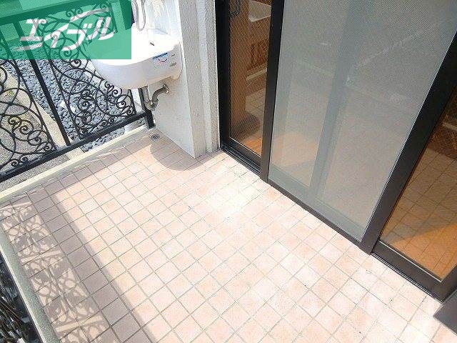 バルコニー　バルコニー