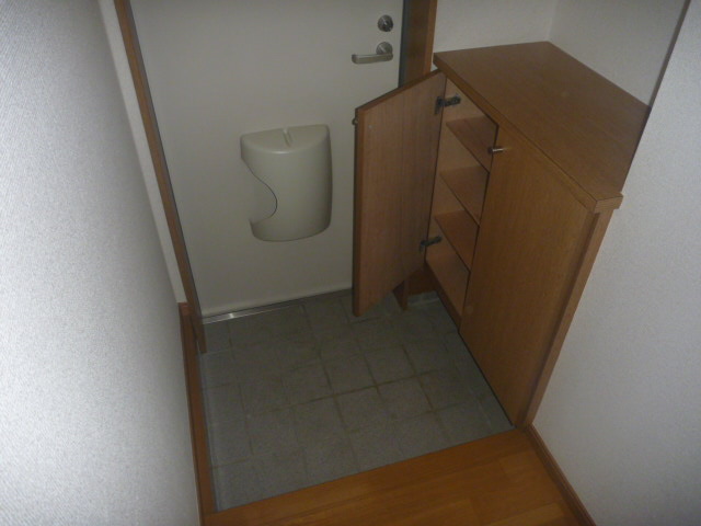 玄関　下駄箱