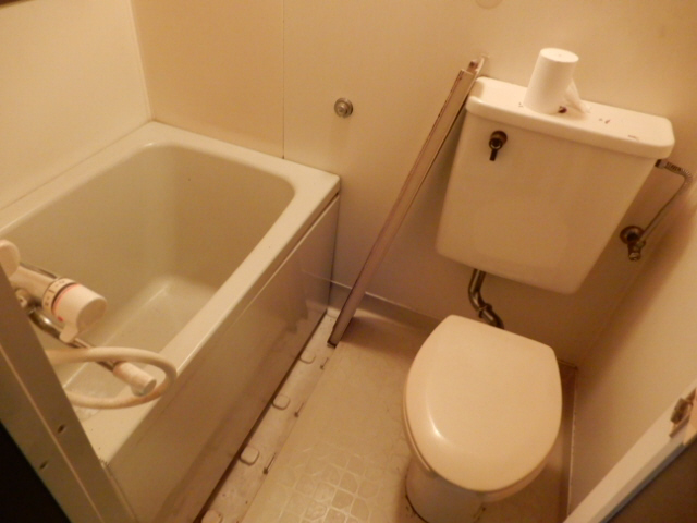 バス・シャワールーム