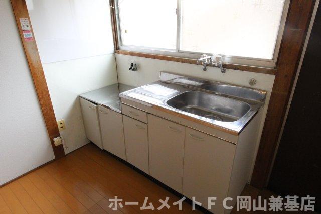 ＪＲ赤穂線 東岡山駅 徒歩2分 1階建 築52年のキッチン写真