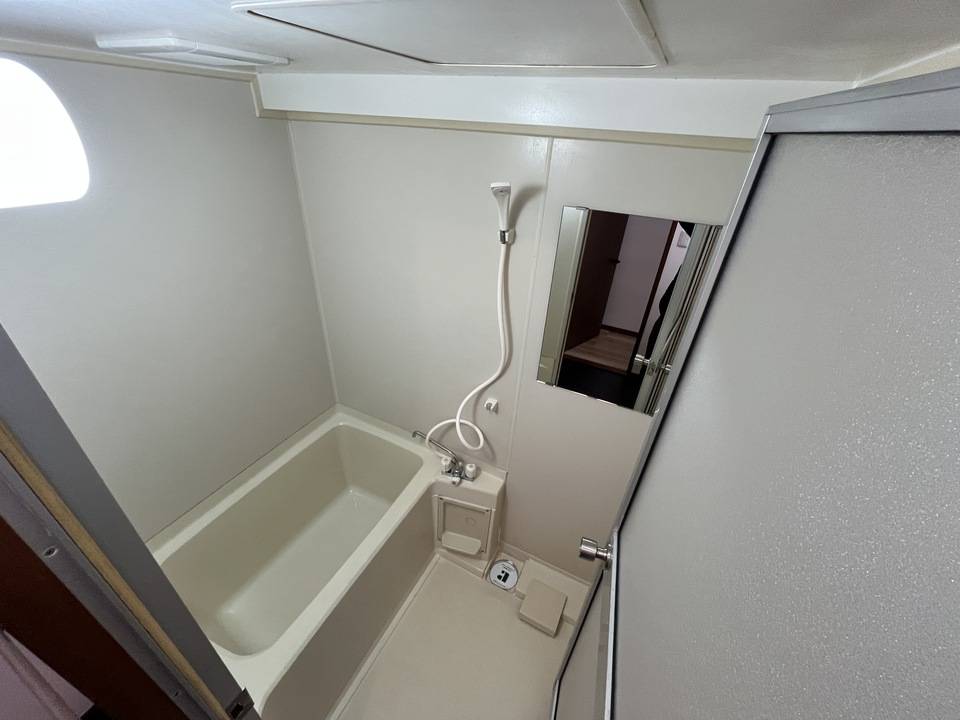 バス・シャワールーム　浴室