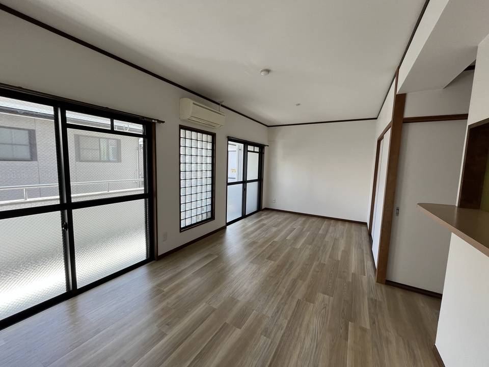 居室・リビング　リビング