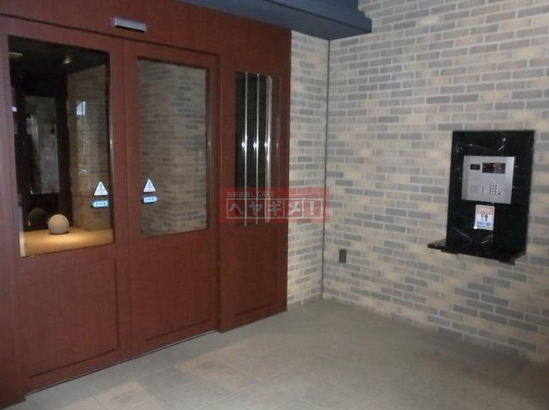 エントランス　エントランス