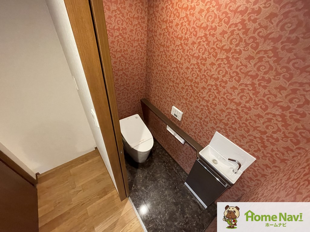 トイレ　ウォシュレット付き