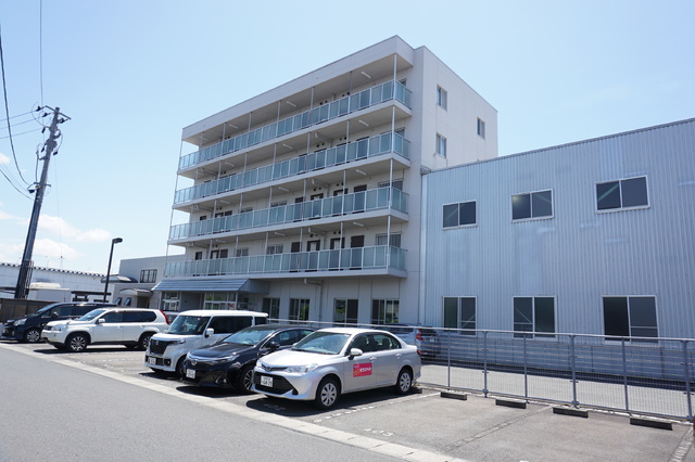 建物外観　２０２０年６月撮影